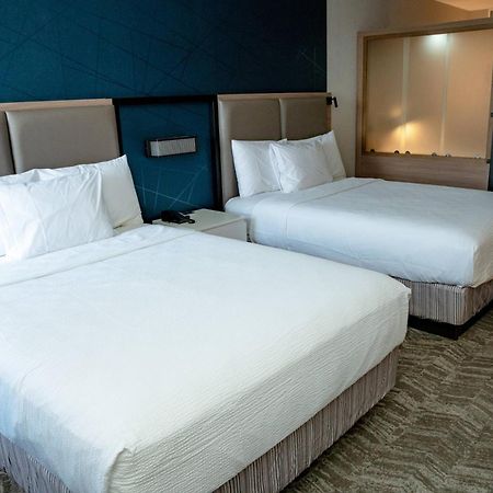 Springhill Suites By Marriott Woodbridge Eksteriør billede