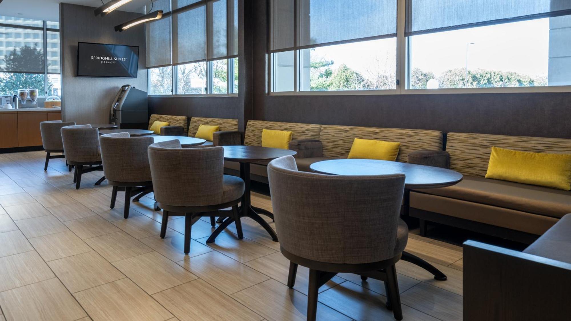 Springhill Suites By Marriott Woodbridge Eksteriør billede
